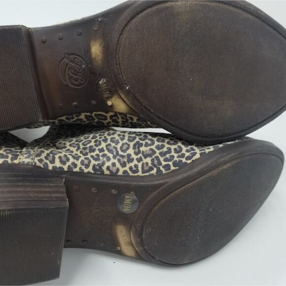Lucky Brand Basel Animal Print Leather Booties Comfortable Round toe Womens Sz 6 - Picture 10 of 13